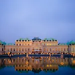 SISSI new luxurious apartment near Schönbrunn&Westbahnhof